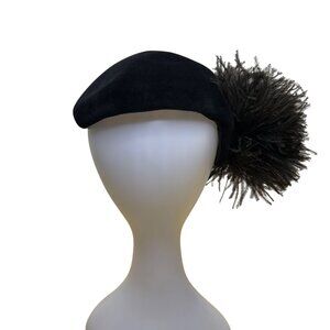 J Howard Hodge Womens Black Wool Feather Pom Beret Hat New York Vintage Accessor